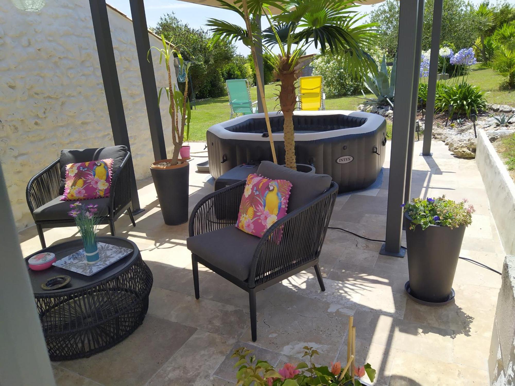 B&B Bel Agave Saint-Georges-des-Agouts Экстерьер фото